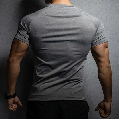 Maglietta dettagliata